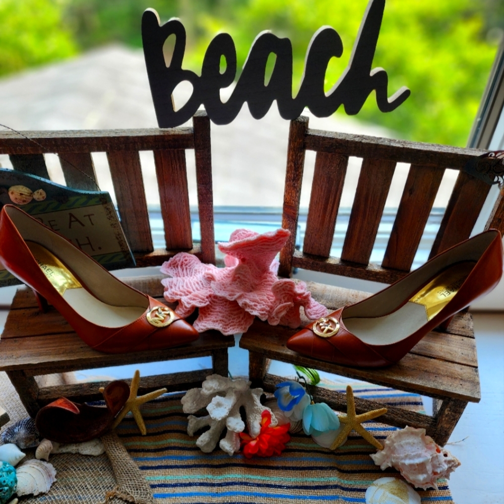 Womens Michael Kors Brown Pump